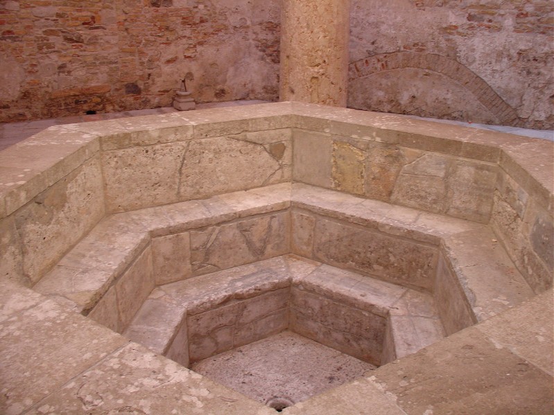Fonte battesimale