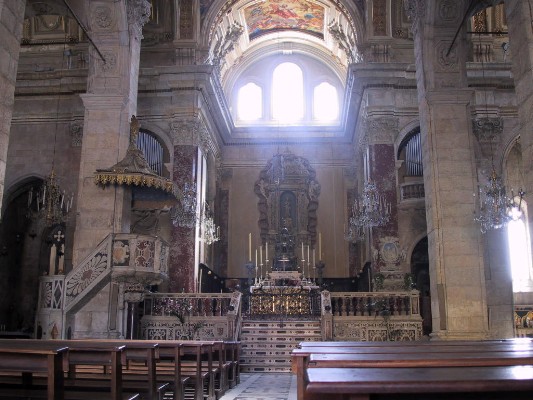 La Cattedrale - interno