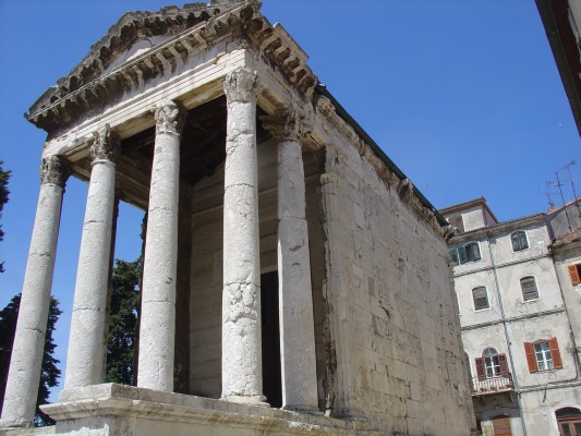 Pola - Tempio di Augusto