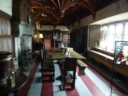 Bunratty Castle (1425)