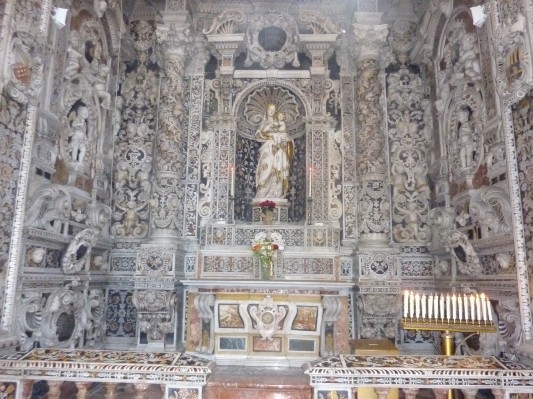 Chiesa di S. Giuseppe ai Teatini - altare